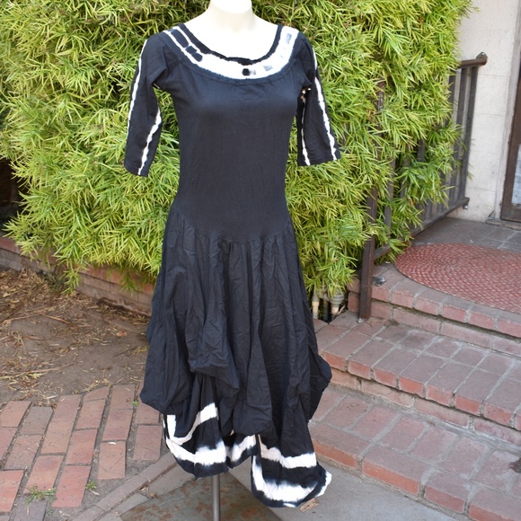 LUNA LUZ Dresses & Skirts - WOMEN'S DRESS LUNA LUZ USA MEDIUM  BLACK WHITE